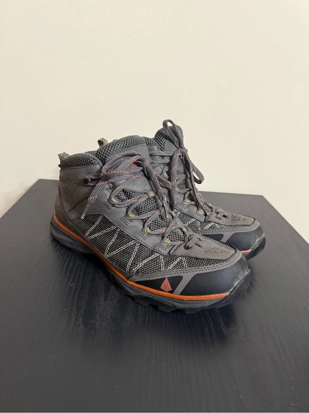 Vasque Monolith Boots Mens 10.5M Gray Orange Hiking UltraDry Waterproof 7344